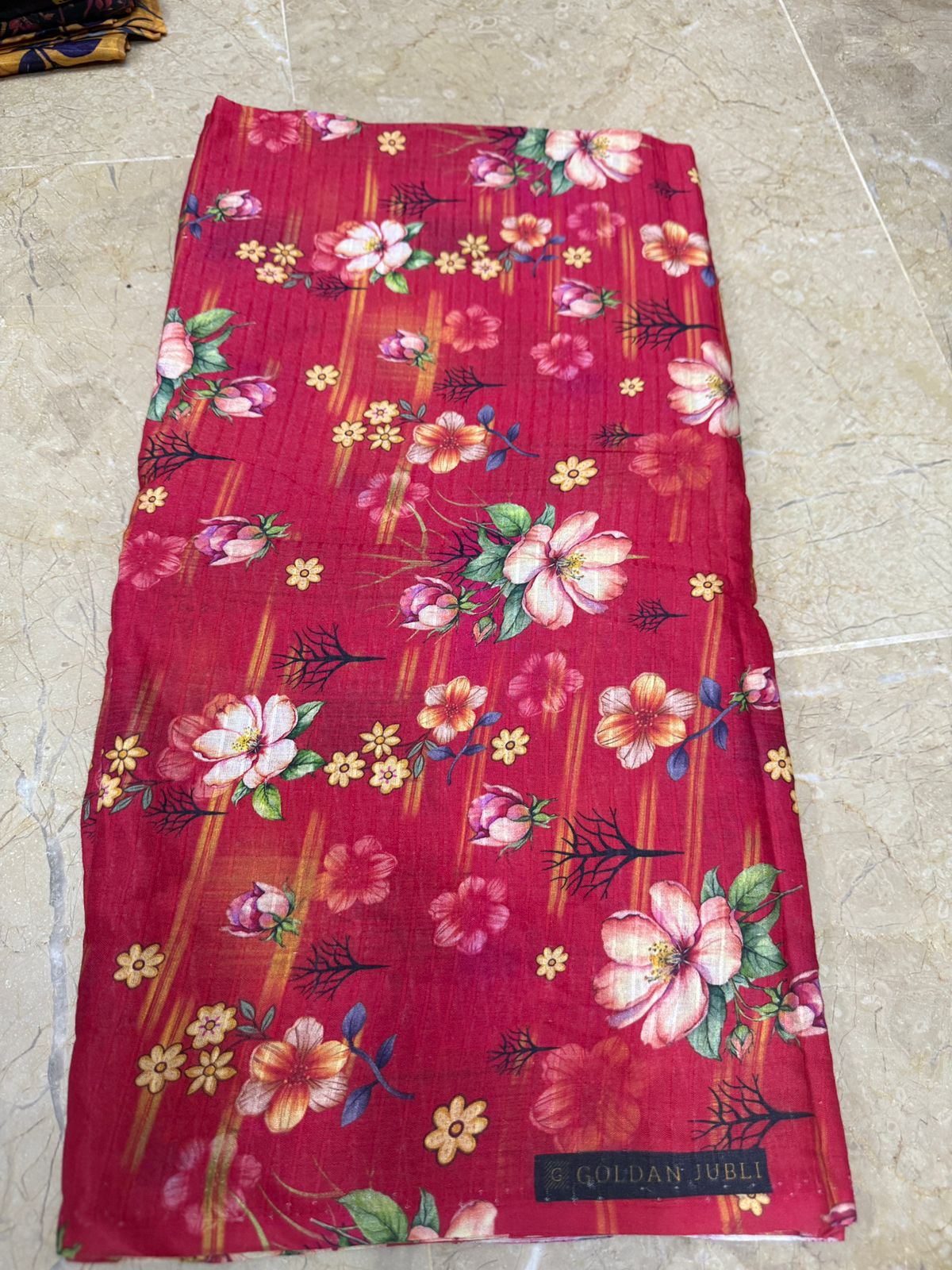 Doriya 2 Piece | Stylish & Comfortable Lawn Suits - Hurain Arts