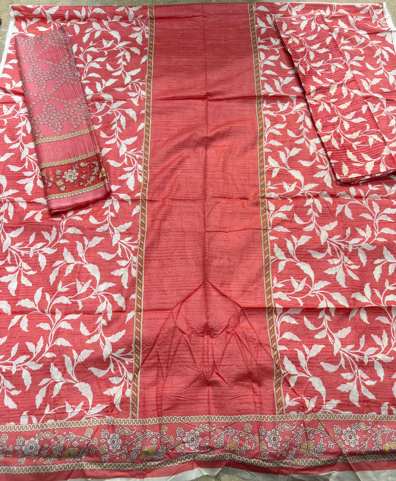 Lawn 3 Piece | Printed Suits for Everyday Elegance - Hurain Arts